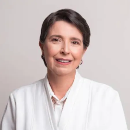 Foto de Dra. Elisabete Lilian